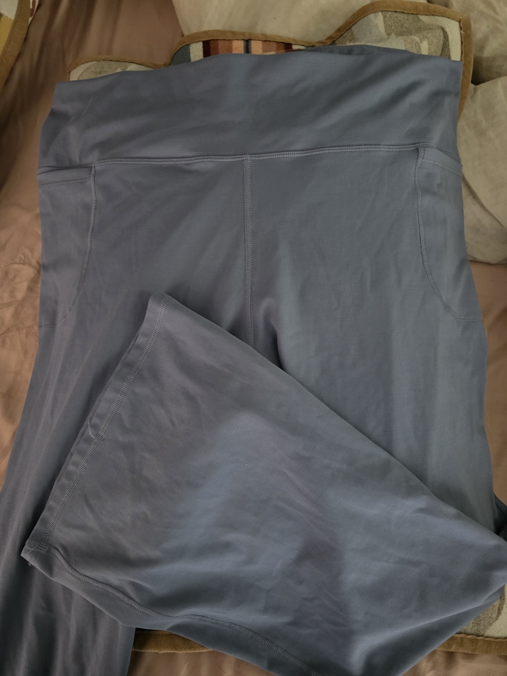 Under Armour UA Movement Women's Flare Pants - Steel Blue/lavender